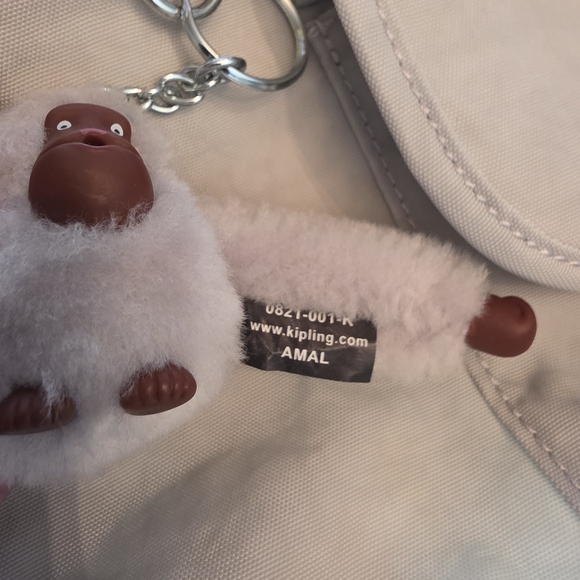 Kipling Women's Pahneiro Handbag in the color Light Cream With Monkey Charm - Picture 3 of 12